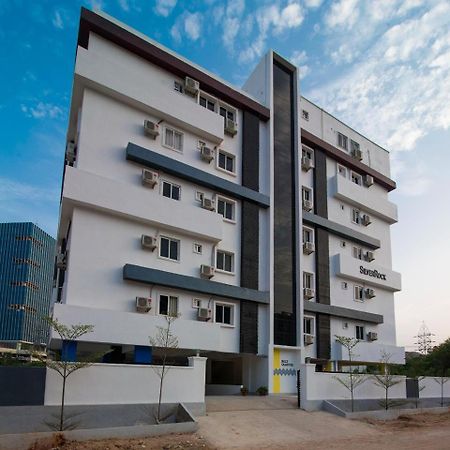 Buzz Quarter Hyderabad Exterior photo