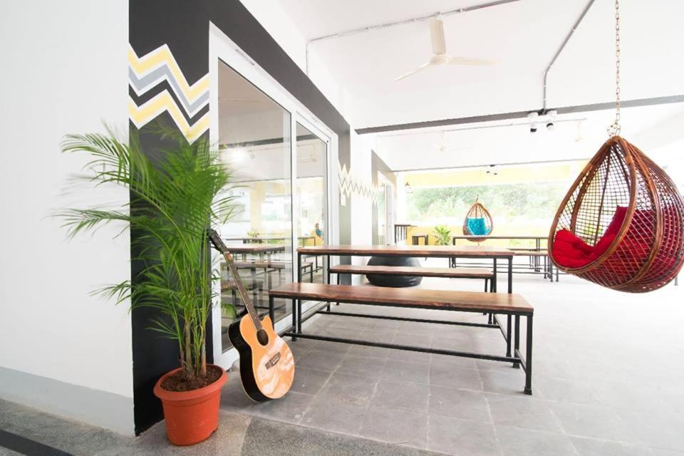 Buzz Quarter Hyderabad Exterior photo